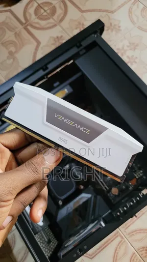 Corsair Vengeance DDR5 White Memory X1 16gb 6000MHz