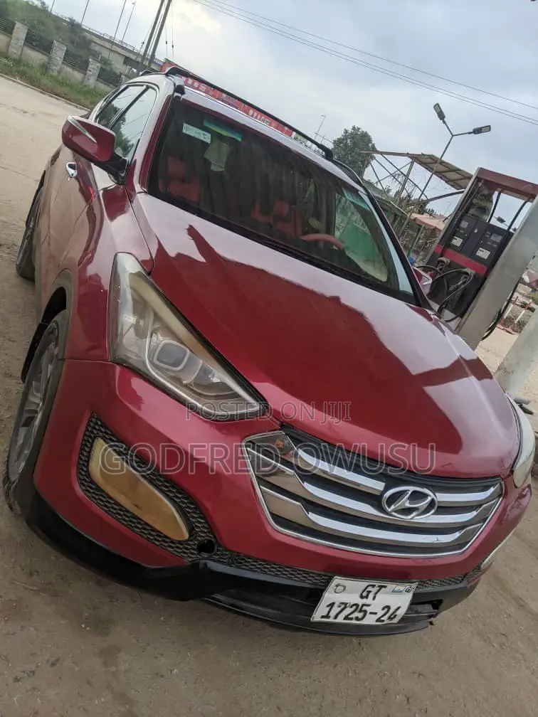 Hyundai Santa Fe 2014 Red