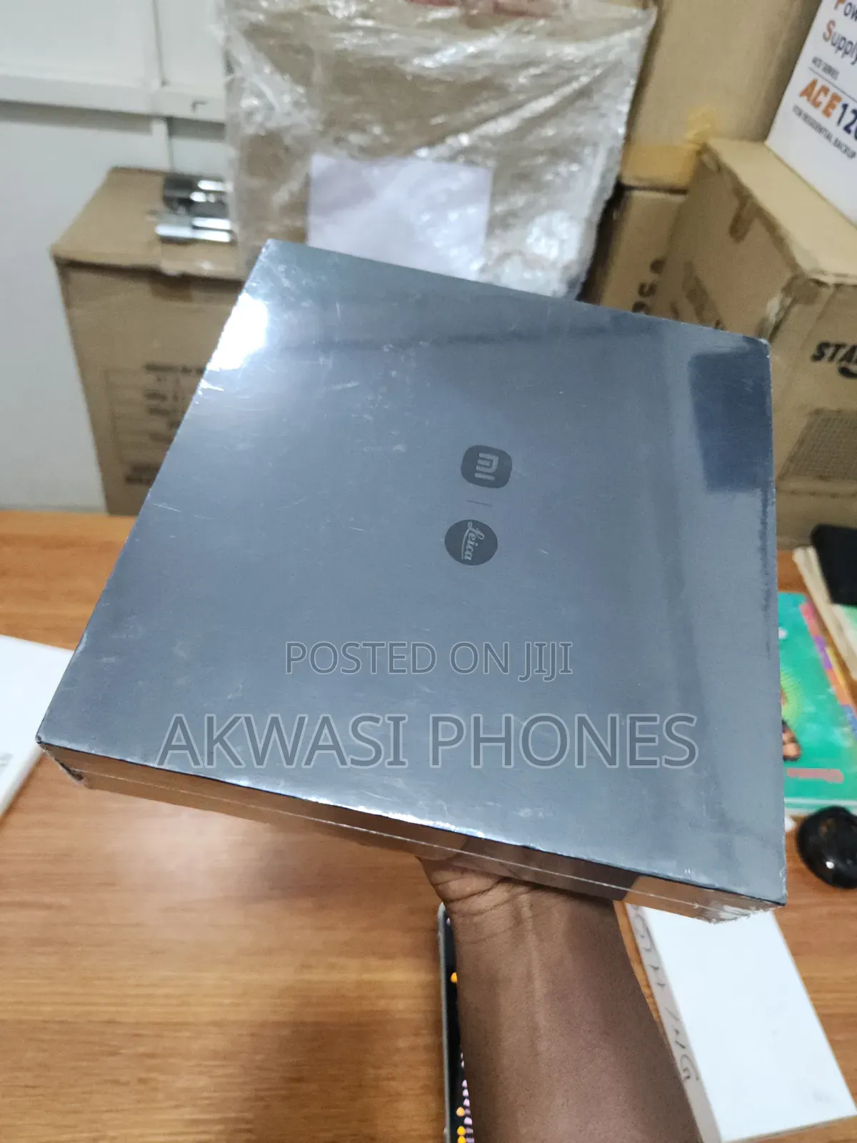 New Xiaomi 17 Ultra 512 GB Black