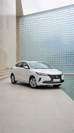 Changan Eado 1.6 Sedan 2018 White