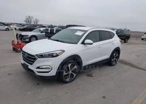 Hyundai Tucson 2016 White