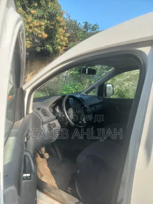 Volkswagen Transporter 2014 White