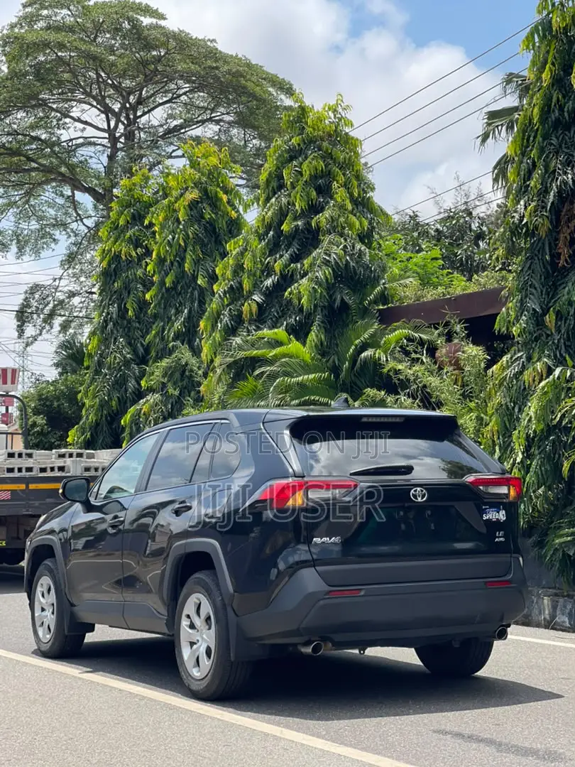 Toyota RAV4 LE AWD 2023 Black