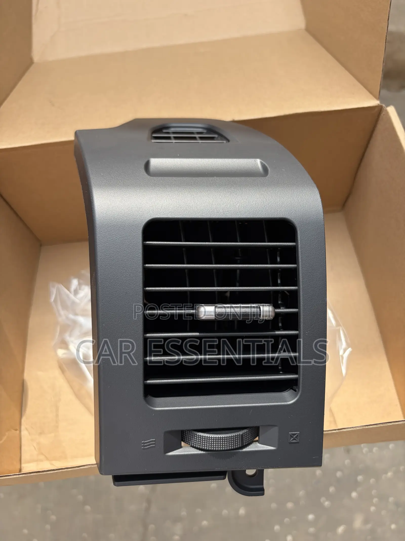 Mitsubishi Pajero AC Vent 2012-2020 Single
