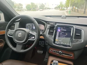 Volvo XC90 2022 Gold