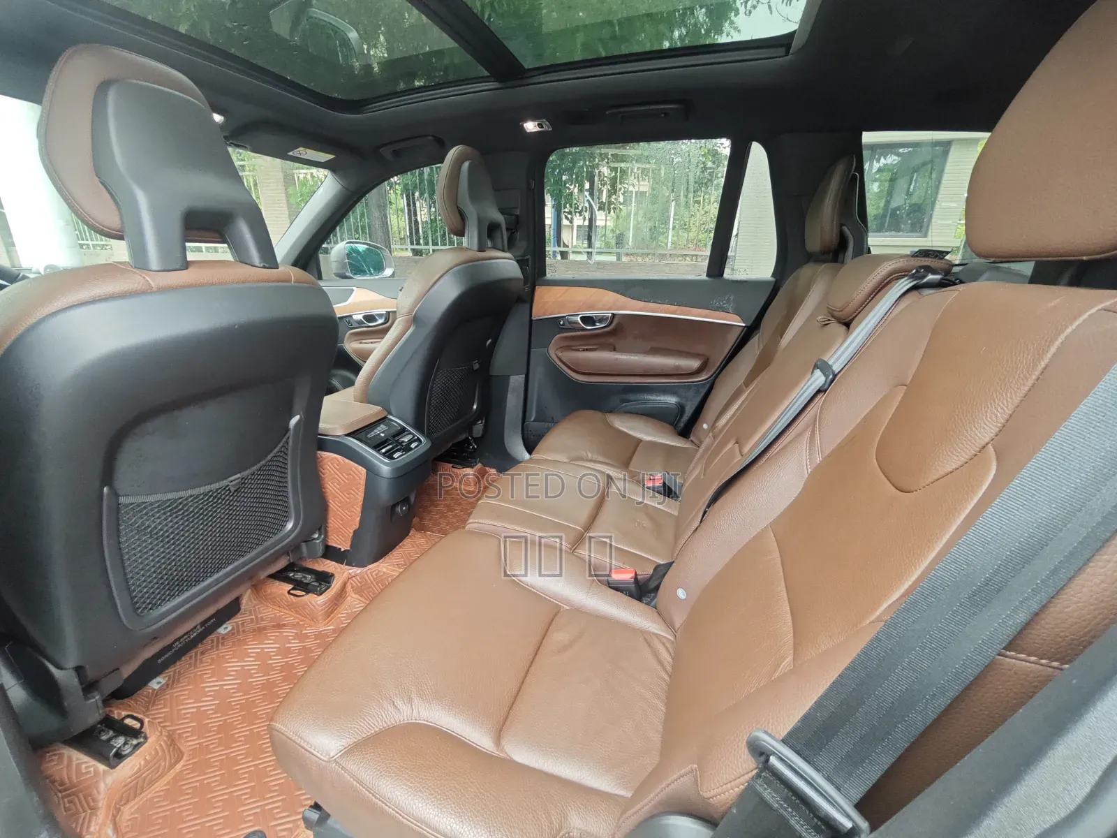 Volvo XC90 2022 Gold