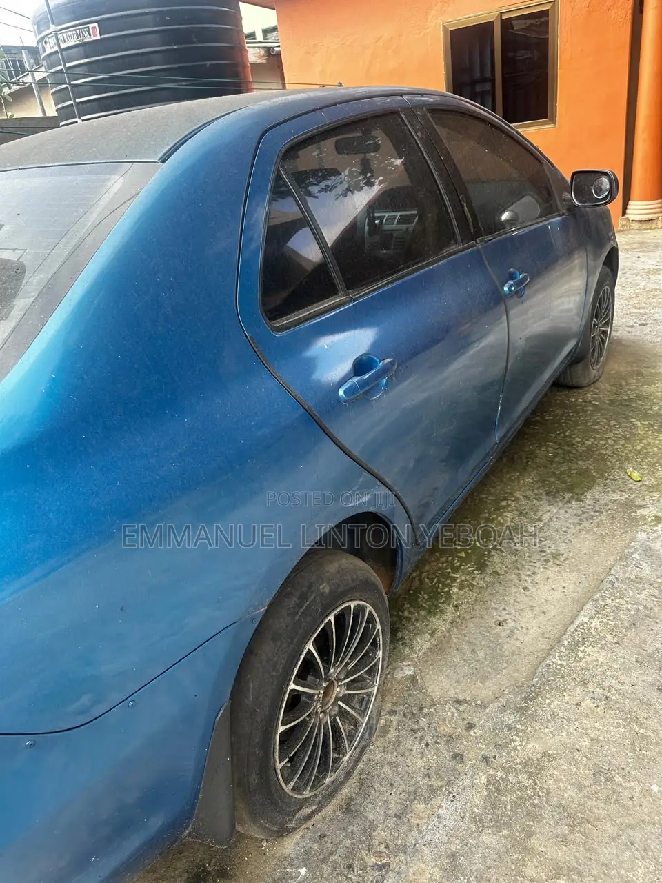 Toyota Yaris Base Sedan 4dr 2010 Blue