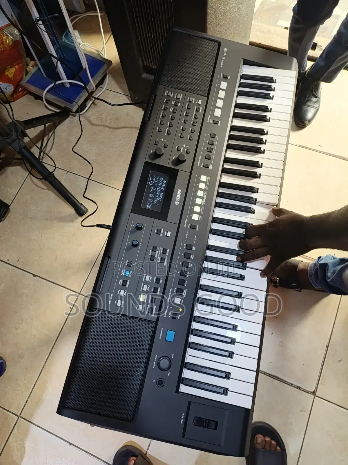 Yamaha PSR-E483 — 61-Key Touch-Sensitive Portable Keyboard
