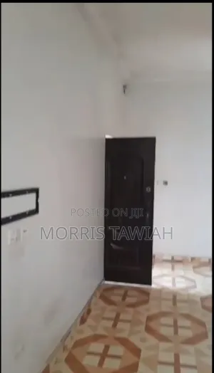 1bdrm House in Junction Mall, Barrier for rent
