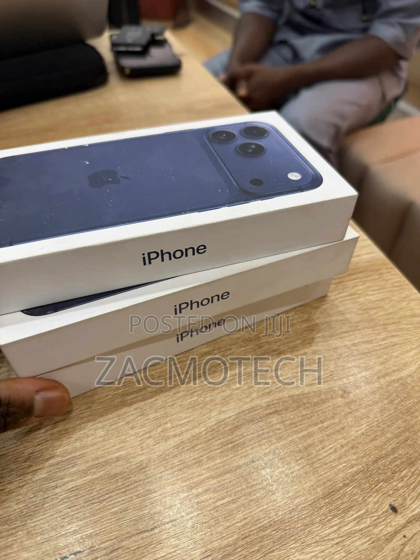 New Apple iPhone 17 Pro Max 2 TB Blue