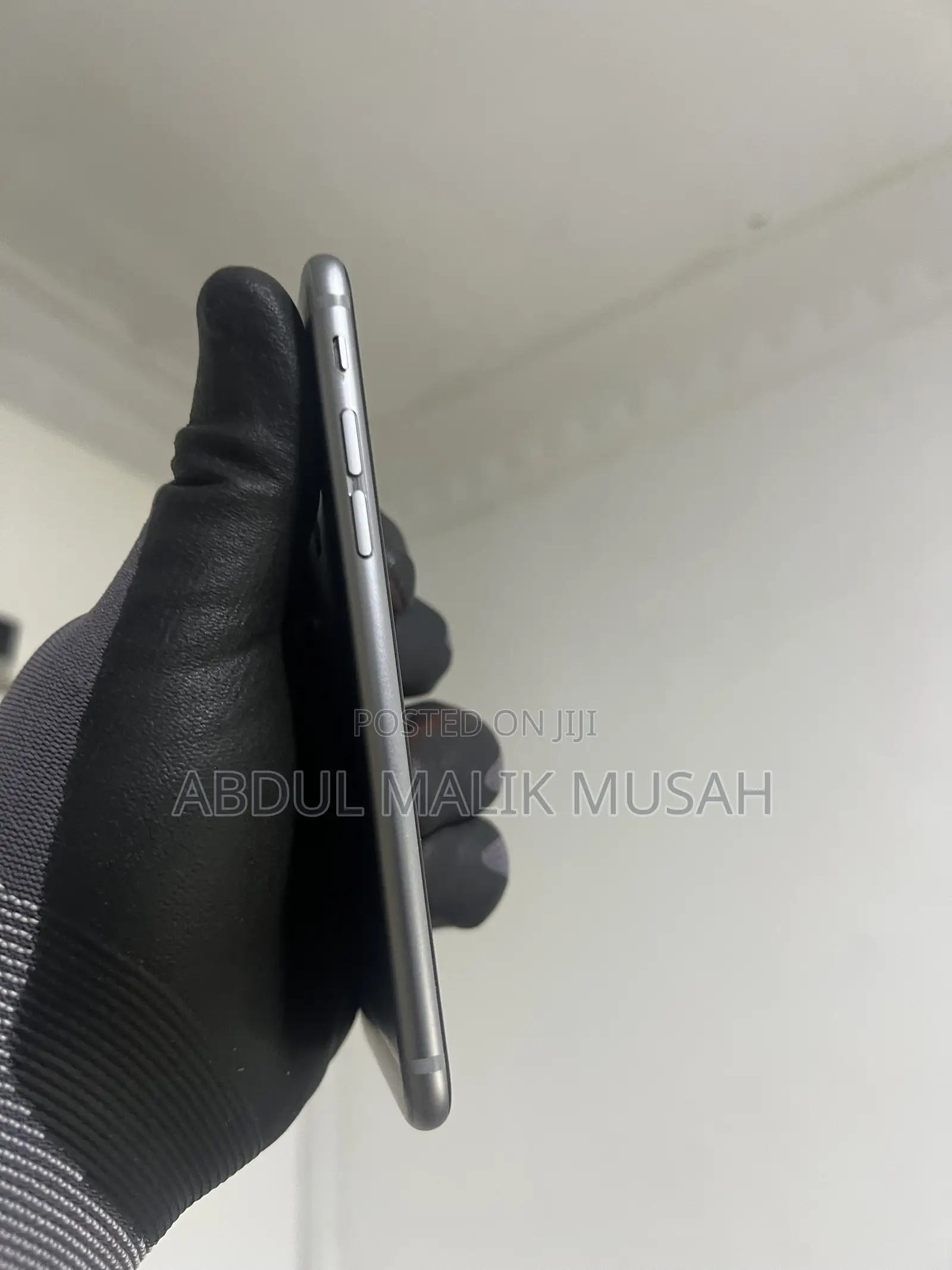 Apple iPhone 6s 32 GB Gray