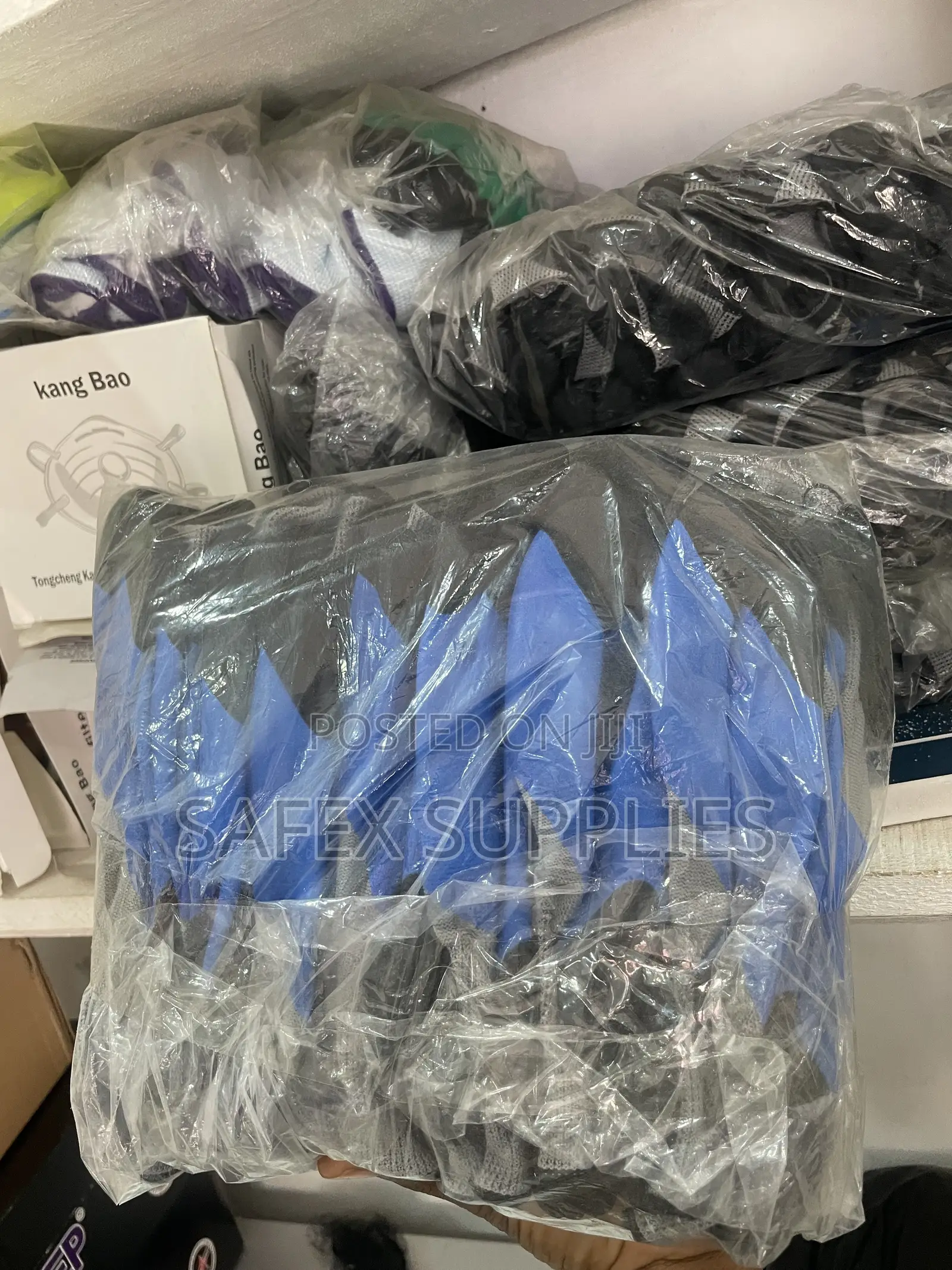 Hand Gloves
