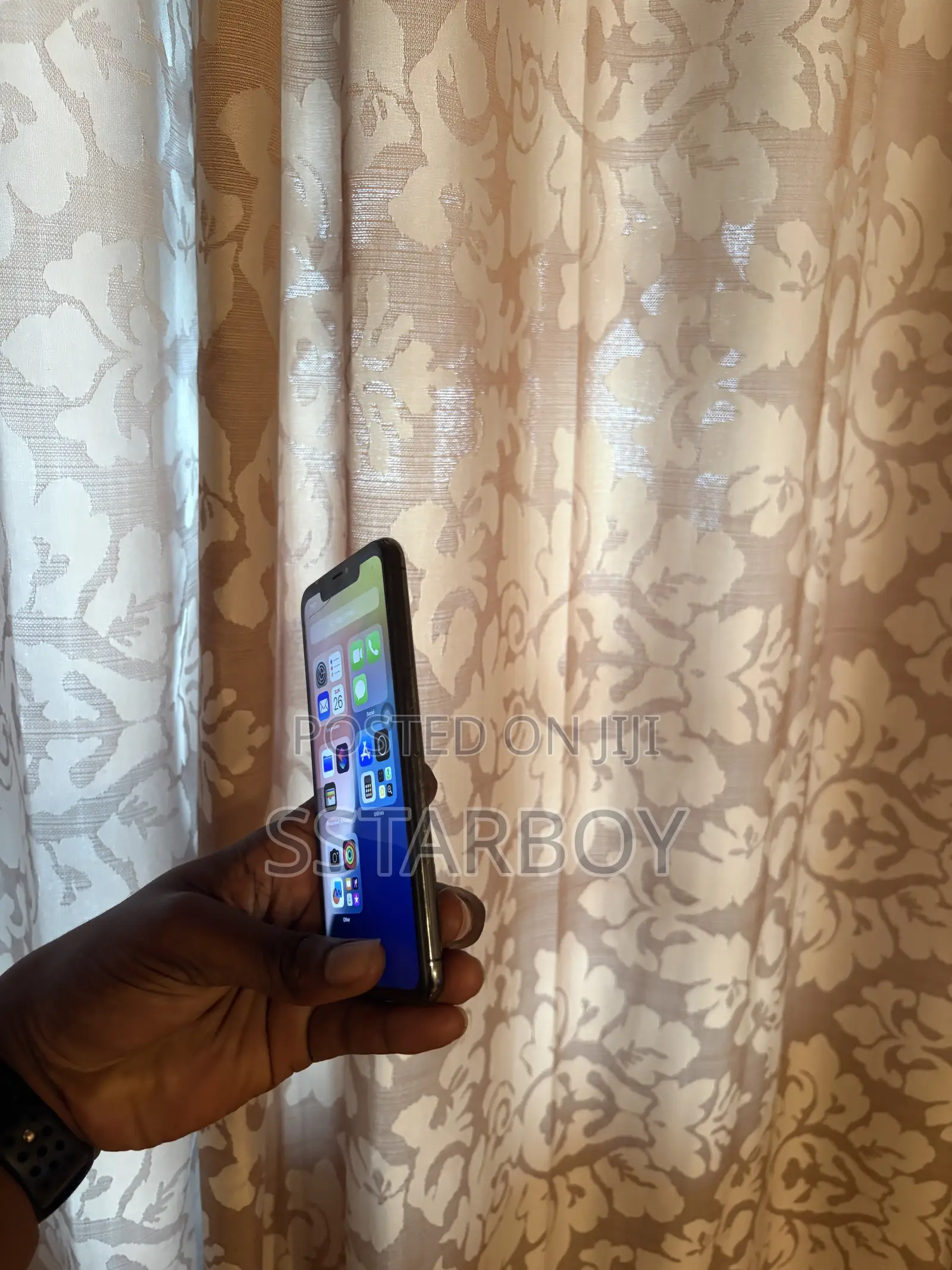 Apple iPhone XS Max 64 GB Black