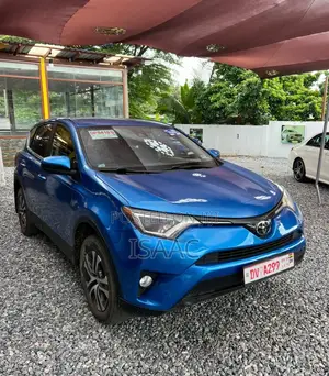 Toyota RAV4 2018 Blue