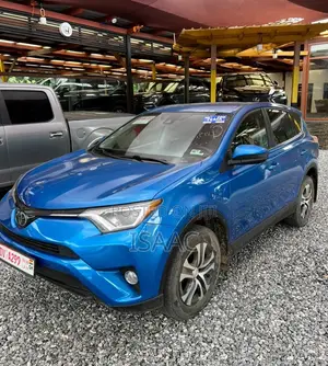 Toyota RAV4 2018 Blue