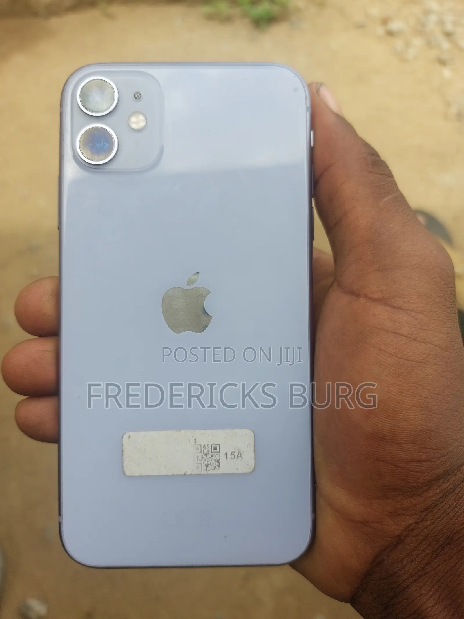 New Apple iPhone 11 64 GB Purple