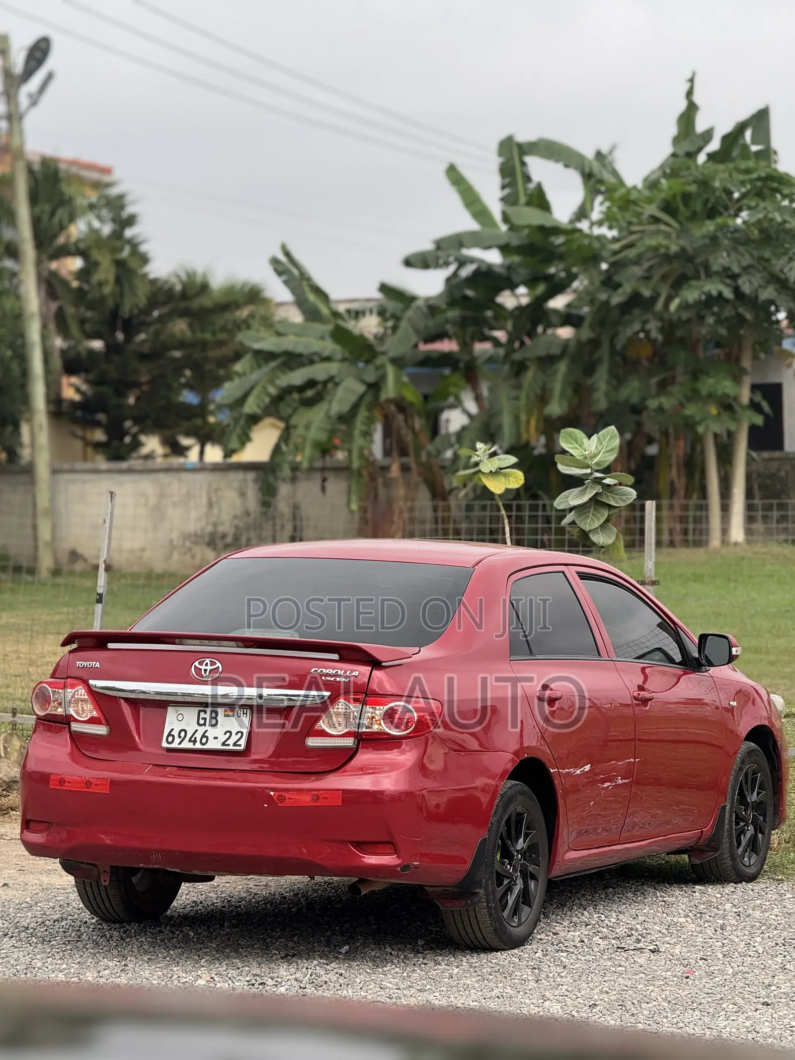 Toyota Corolla LE 4dr Sedan (1.8L 4cyl 4A) 2011 Red