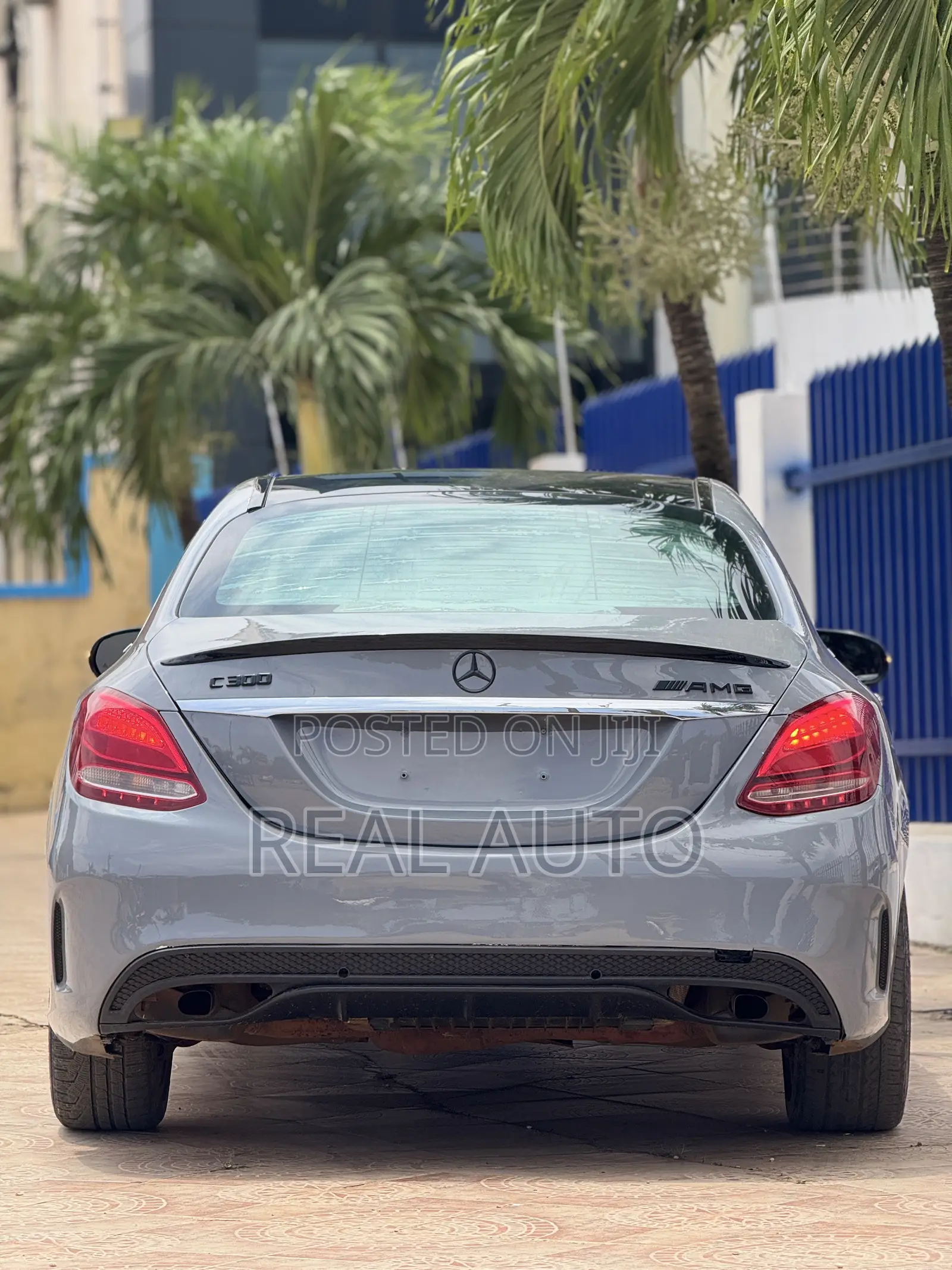 Mercedes-Benz C300 Sport 4Matic Sedan AWD (2.0L 4cyl 7A) 2017 Gray
