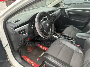 Toyota Corolla 2016 White