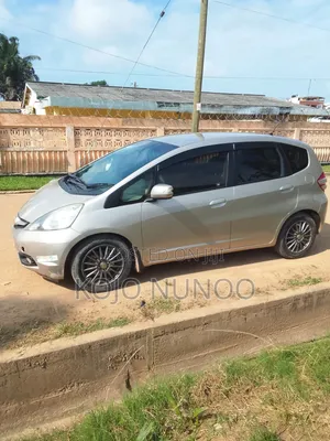 Honda Fit 2010 Gold