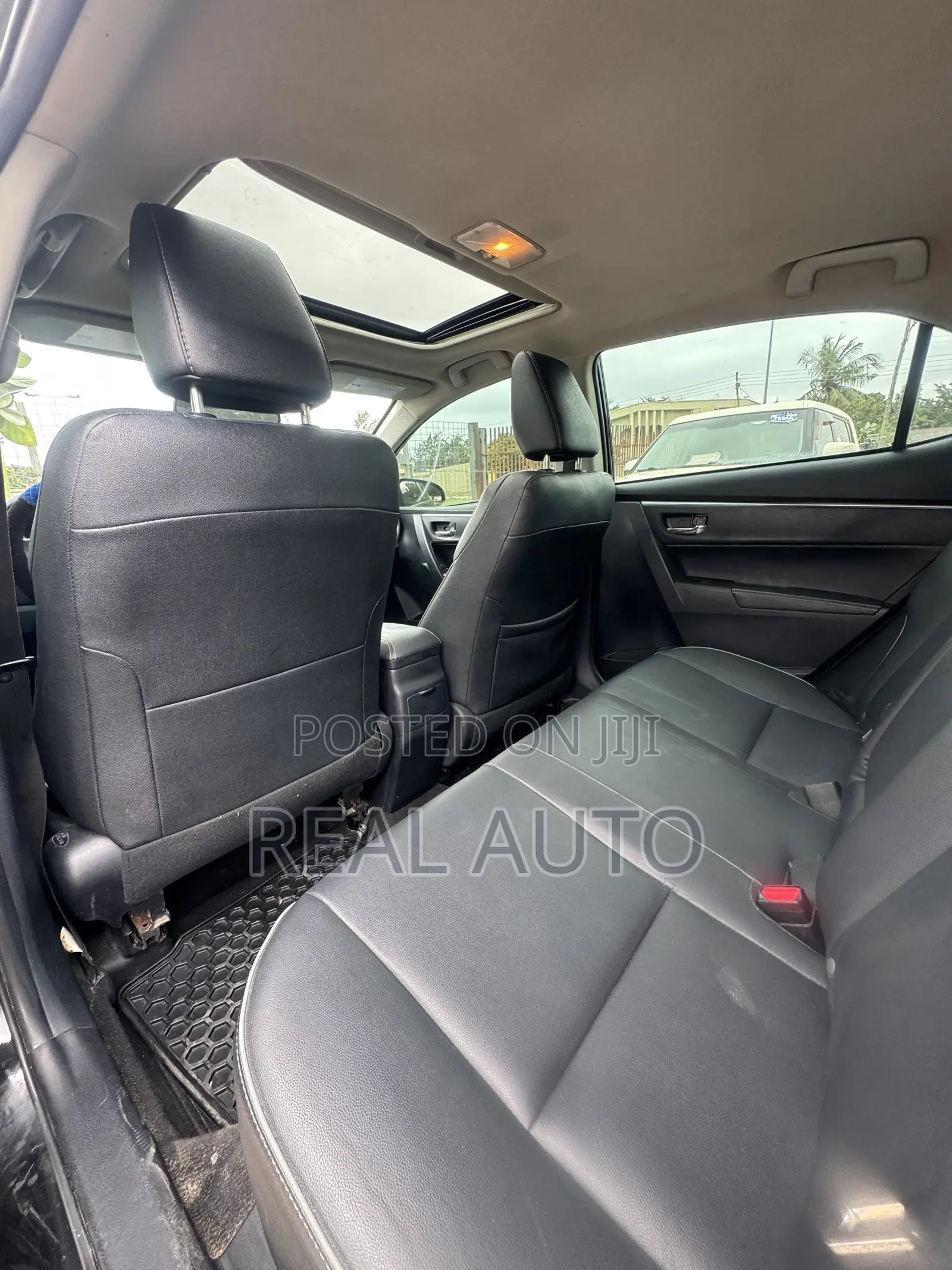 Toyota Corolla S Plus 4dr Sedan (1.8L 4cyl 6M) 2015 Black