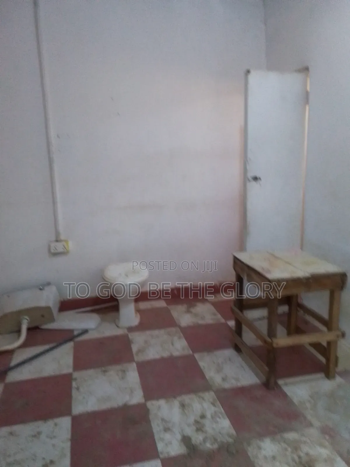 1bdrm Apartment in Madina for rent