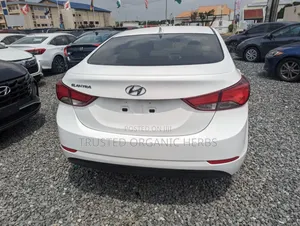Hyundai Elantra Limited 4dr Sedan (1.8L 4cyl 6A) 2014 White