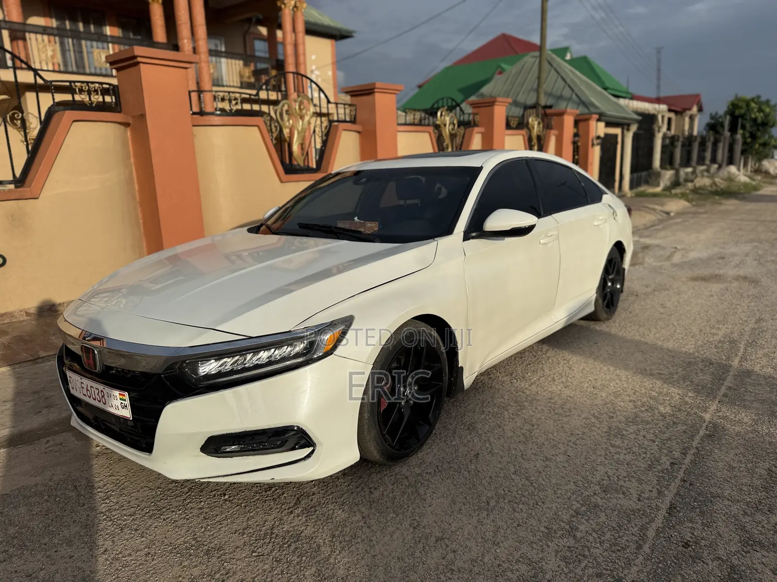 Honda Accord EX-L 2.0T 2018 White