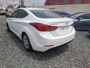 Hyundai Elantra Limited 4dr Sedan (1.8L 4cyl 6A) 2014 White