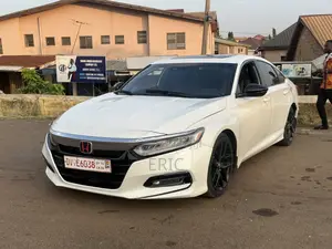 Honda Accord EX-L 2.0T 2018 White