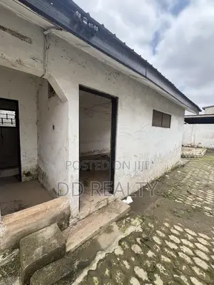 3bdrm House in Parakuo Estate for sale