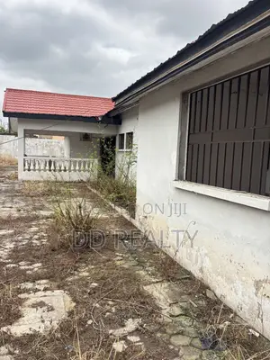 3bdrm House in Parakuo Estate for sale