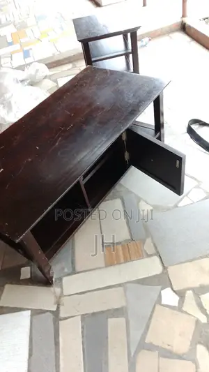 American Used Centre Table
