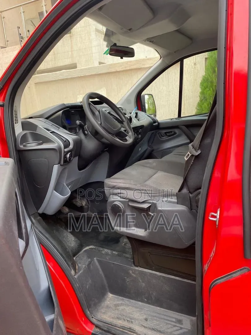 Ford Transit 2016 Red
