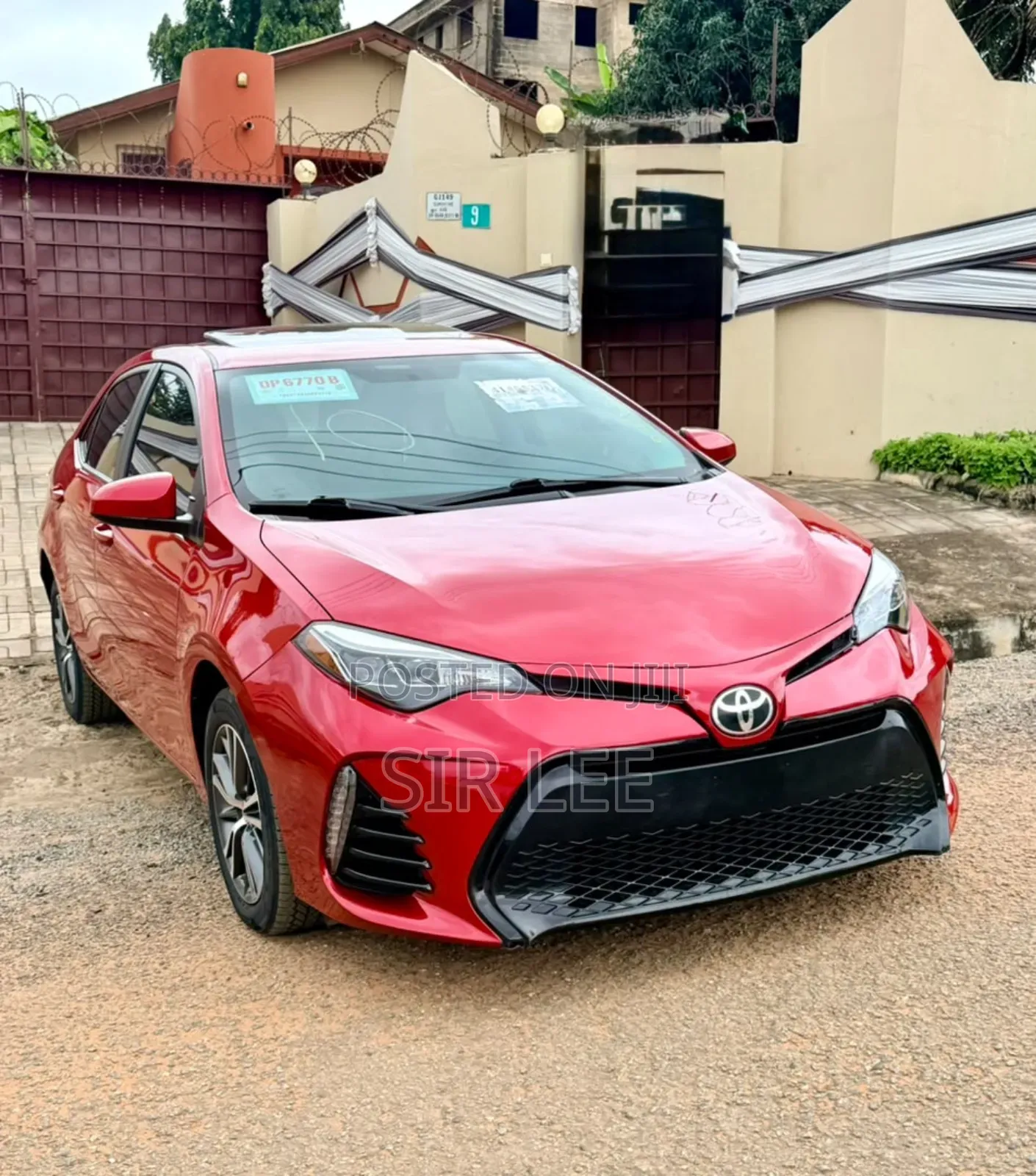 Toyota Corolla 2016 Burgundy