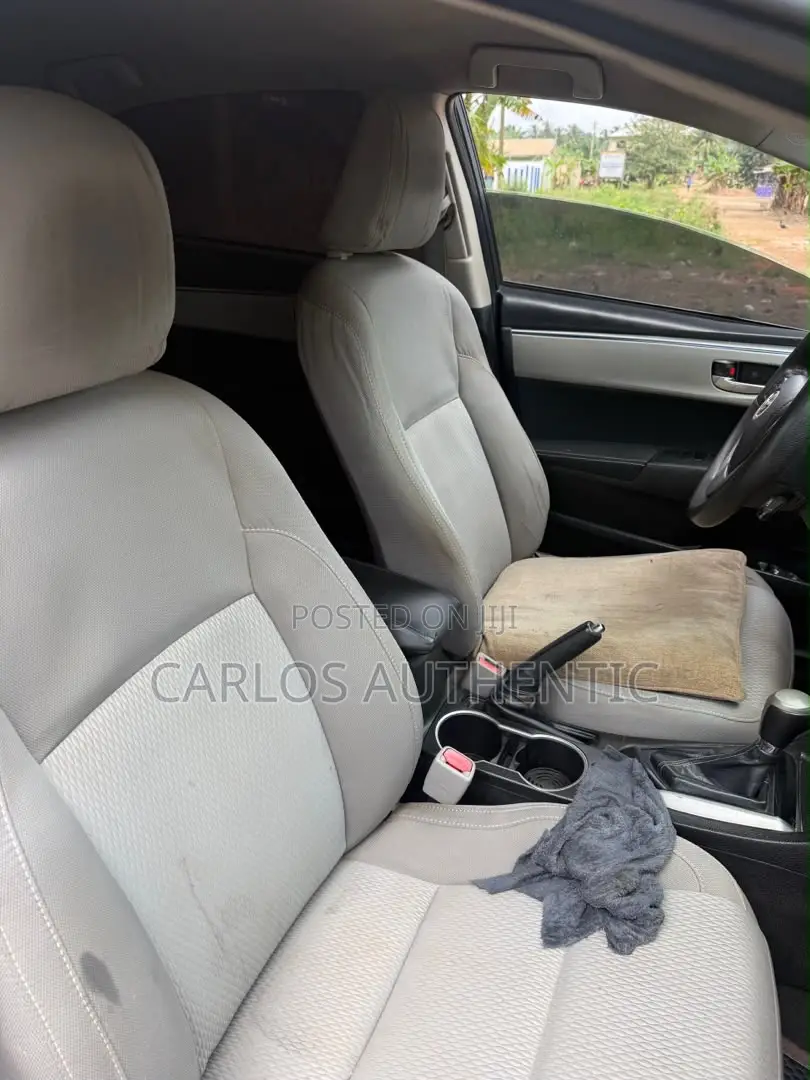 Toyota Corolla 2015