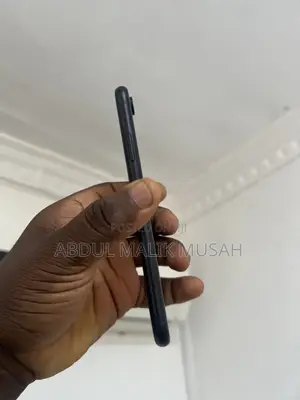 Apple iPhone XR 64 GB Black