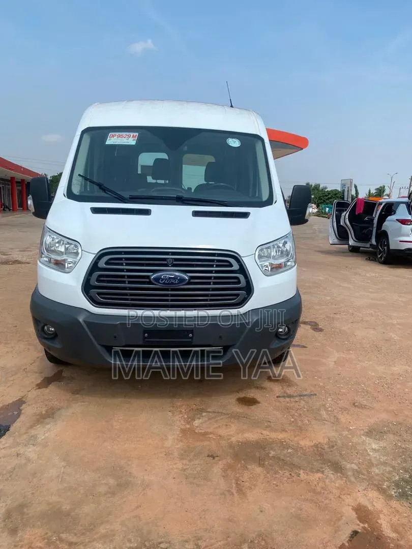Ford Transit 2018 White