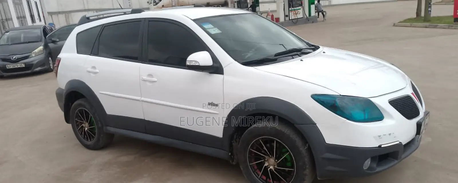 Pontiac Vibe 2008 White