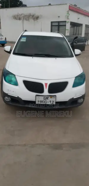 Pontiac Vibe 2008 White