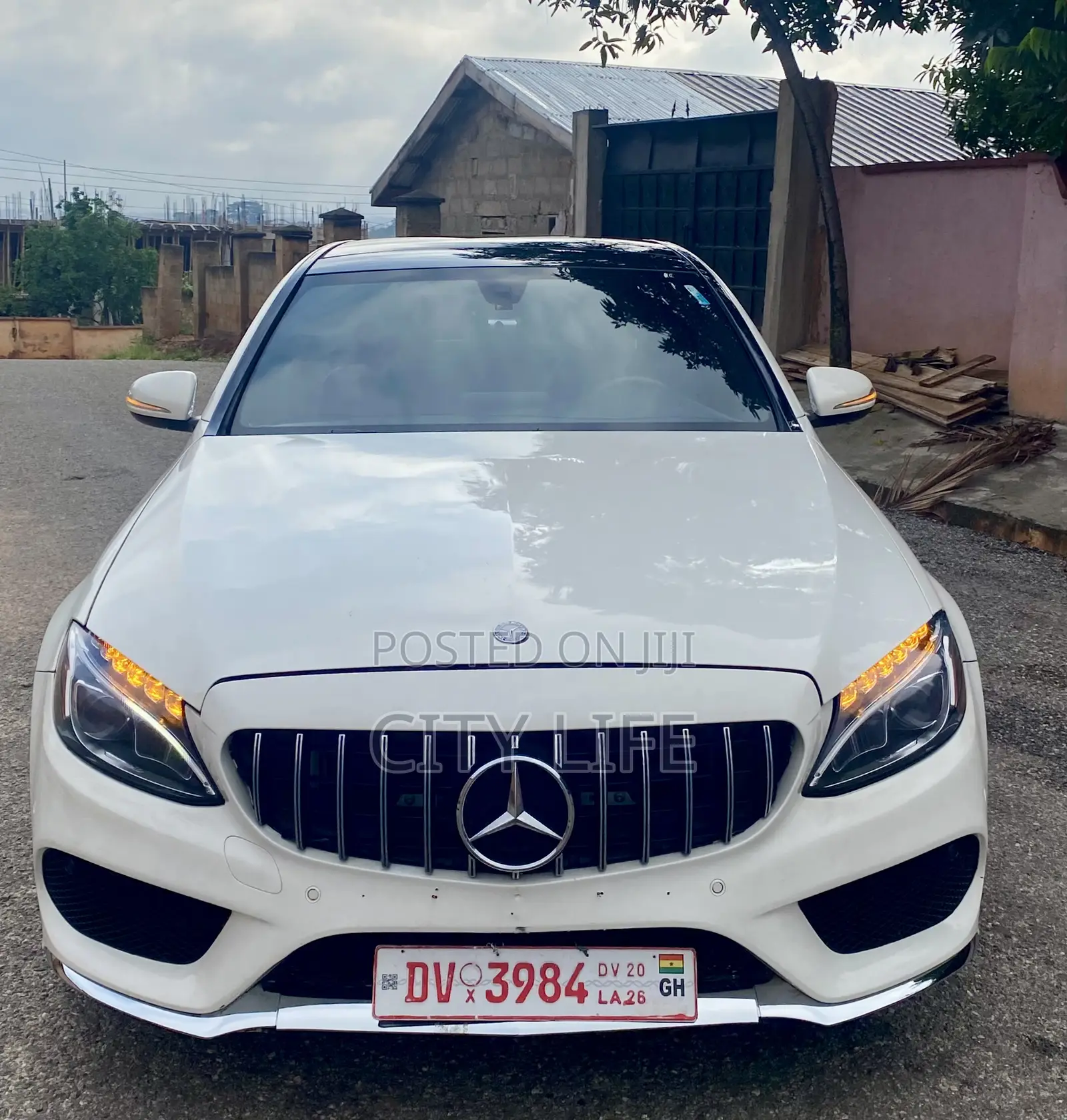 Mercedes-Benz C300 Base AWD 4Matic Sedan (2.0L 4cyl 7A) 2015 White
