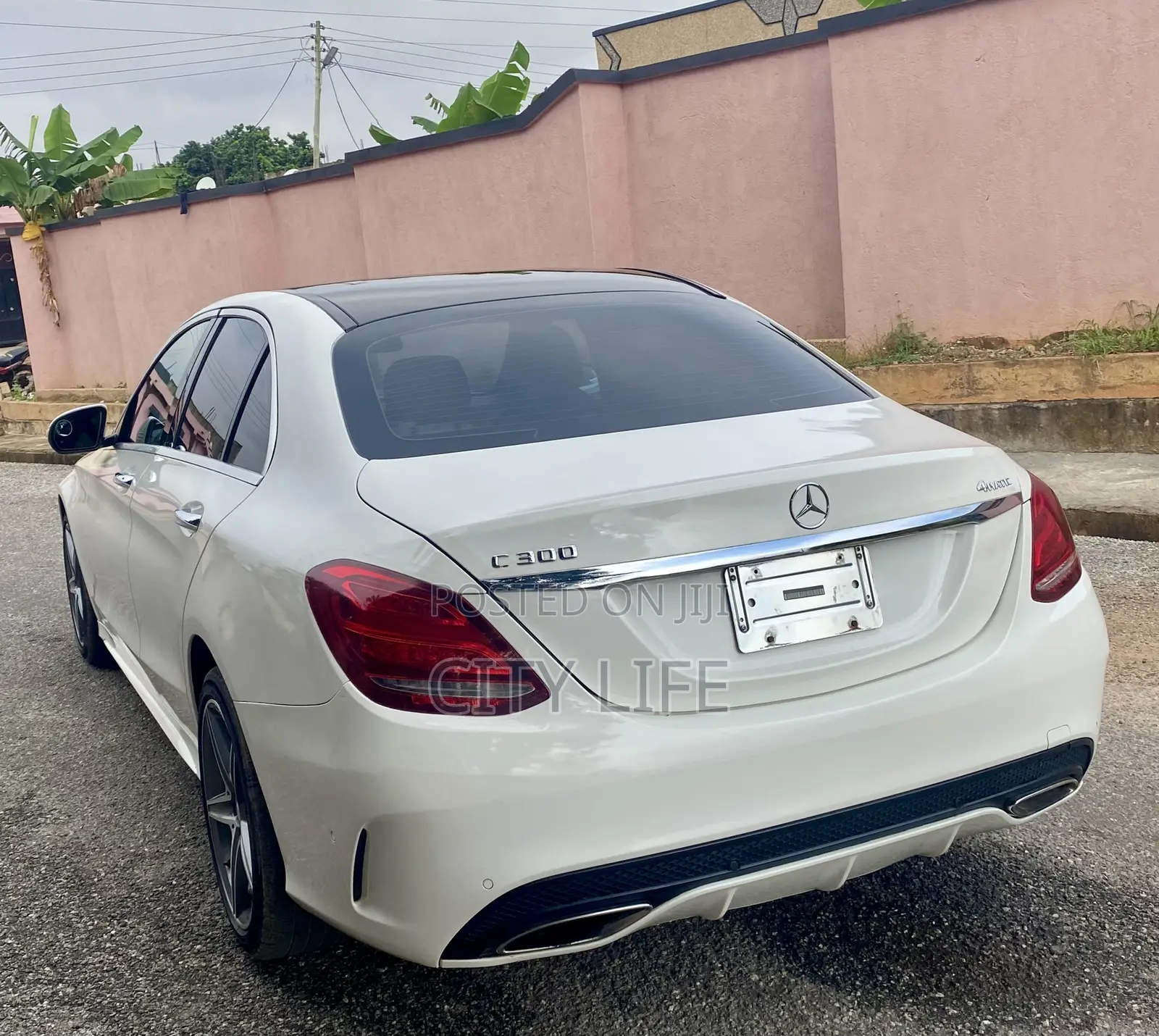 Mercedes-Benz C300 Base AWD 4Matic Sedan (2.0L 4cyl 7A) 2015 White