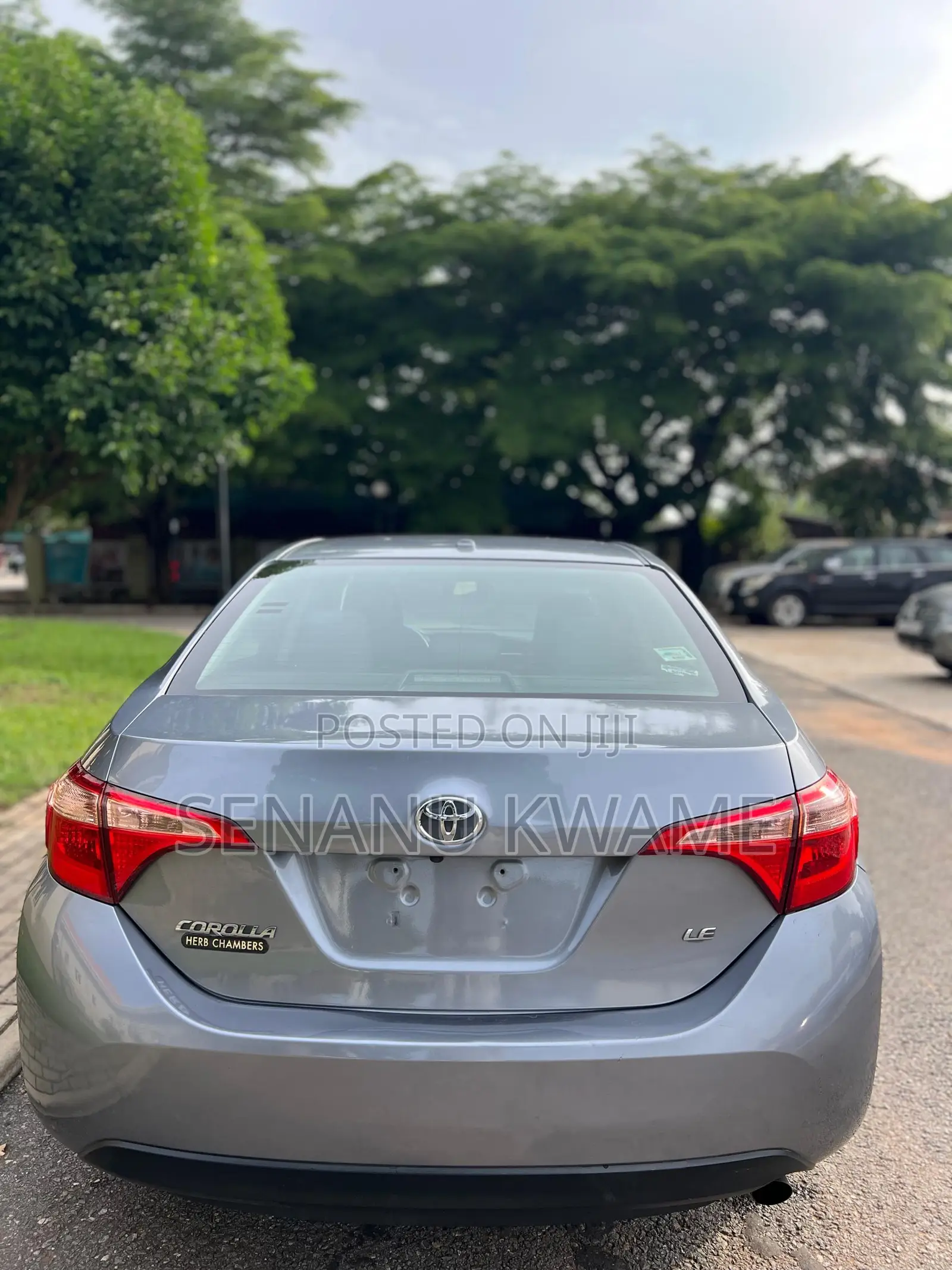 Toyota Corolla LE Eco (1.8L 4cyl 2A) 2019 Gray