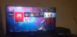 Ps4 Pro ( Very Neat, Jailbroken Plus Games)