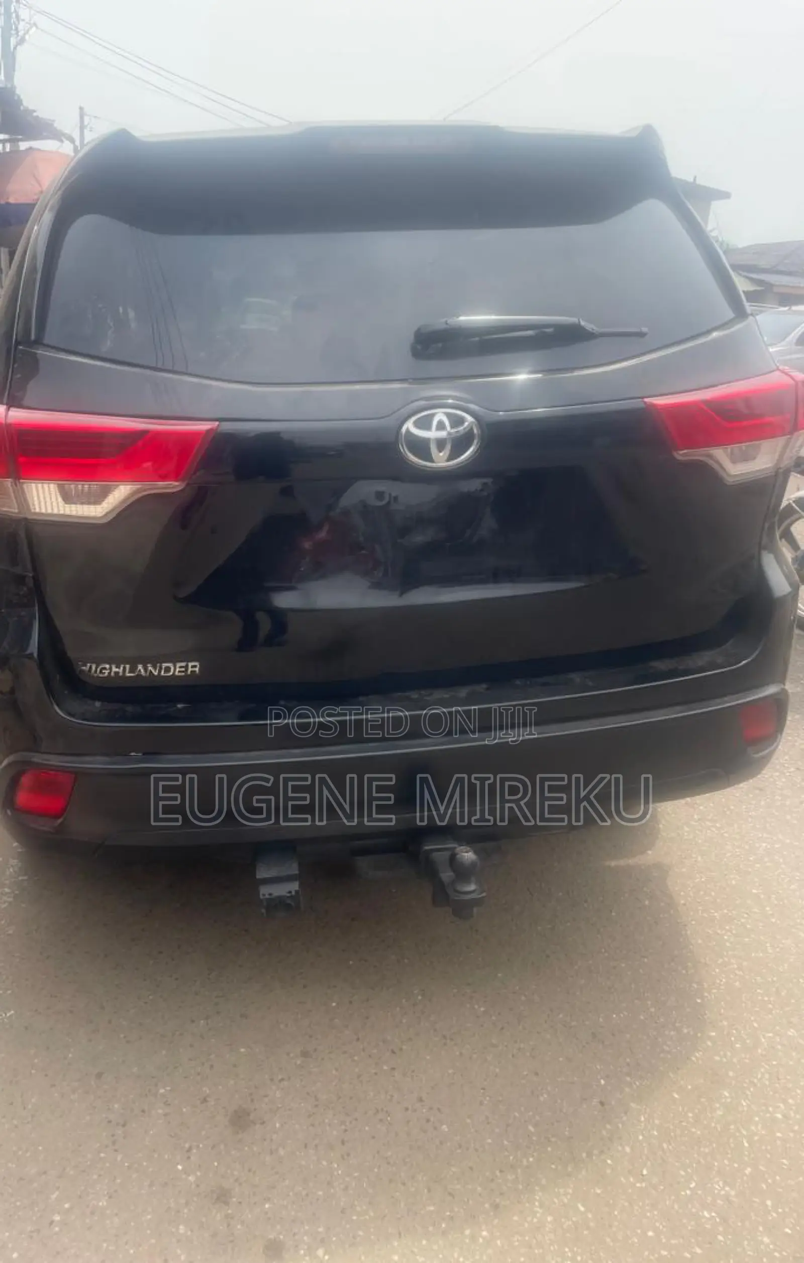 Toyota Highlander LE 4x2 (2.7L 4cyl 6A) 2017 Black