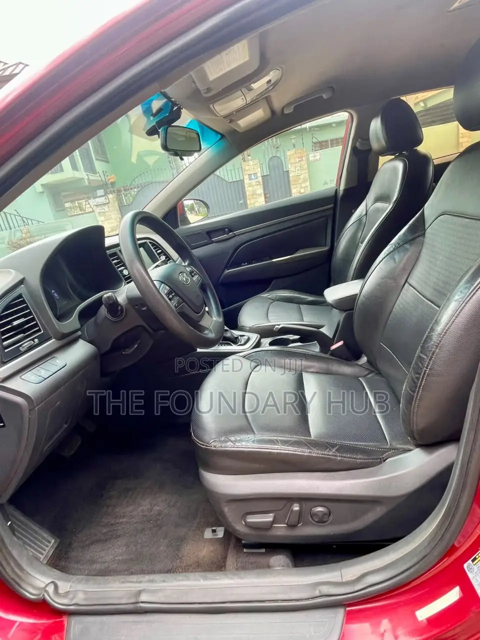 Hyundai Elantra Limited Sedan FWD (2.0L 4cyl 6A) 2017 Red