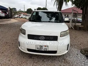 Scion xB 2015 White