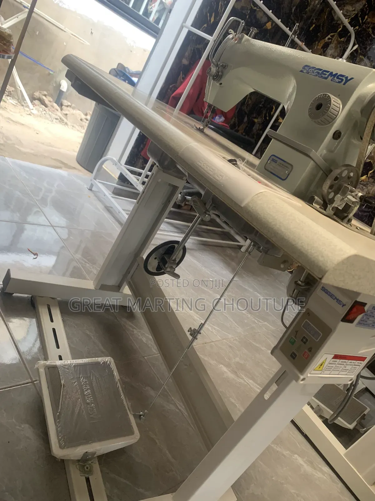 Industrial Sewing Machine