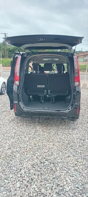 Toyota Noah 2015 Black