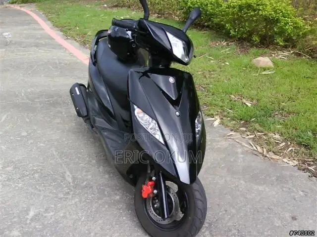 Yamaha 2020 Black